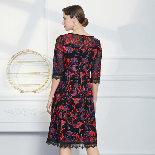 PG84D瑟俪2020春季实穿中款连衣裙 商品图1