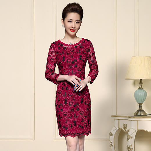 JS-XL8061新款婚宴婚礼喜庆红色喜婆婆气质水溶花网纱刺绣包臀裙 商品图0