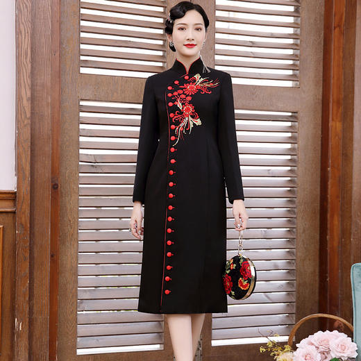 DLQ-A2165绣花中国风复古改良旗袍外套 商品图0