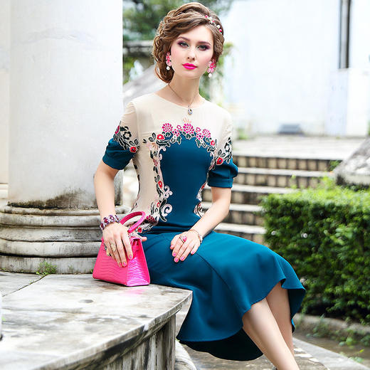 FMY-24684时尚气质修身显瘦阔太太中长款a字裙 商品图0