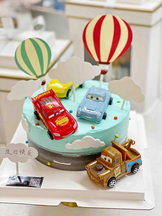 麦昆小汽车，卡通生日蛋糕，全部动物奶油。装饰部分随机调整搭配，或与原图不100%一致 商品图0
