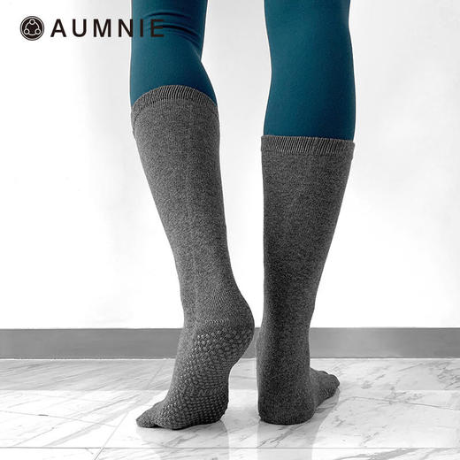 aumnie | 及膝长筒防滑专业普拉提瑜伽袜 KNEE HIGH FULL TOE YOGA SOCKS 商品图3