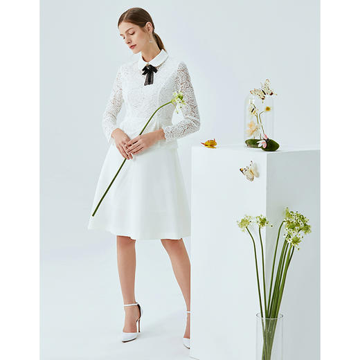 EITIE爱特爱春季新款时尚翻领减龄蝴蝶结蕾丝拼接A字连衣裙女A2007487 商品图1