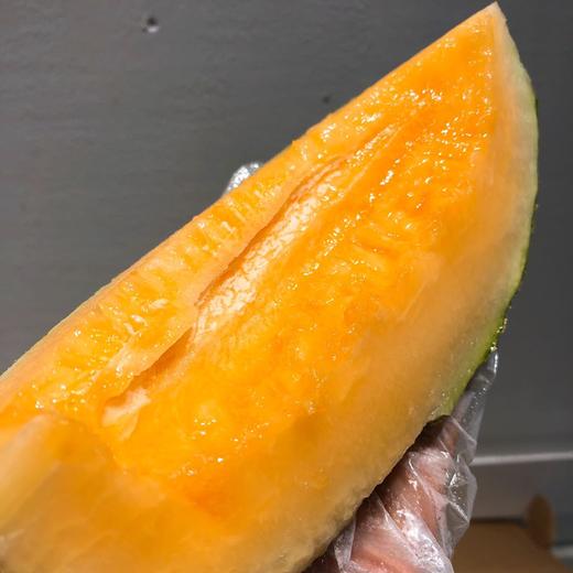 新疆阿依朵蜜瓜 至爱哈密瓜 脆甜可口 2颗/箱/约3.2kg 圆通包邮