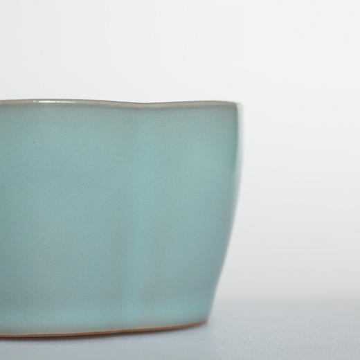 「茶器」徐瑞鸿 汝窑 六瓣荷口杯 商品图1
