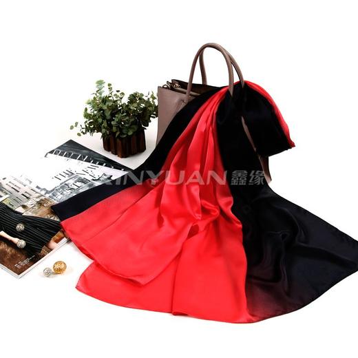 真丝天蚕缎渐变长巾 HA4679 商品图2