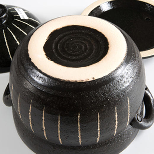 日本进口万古烧黑十草煮饭锅 商品图2