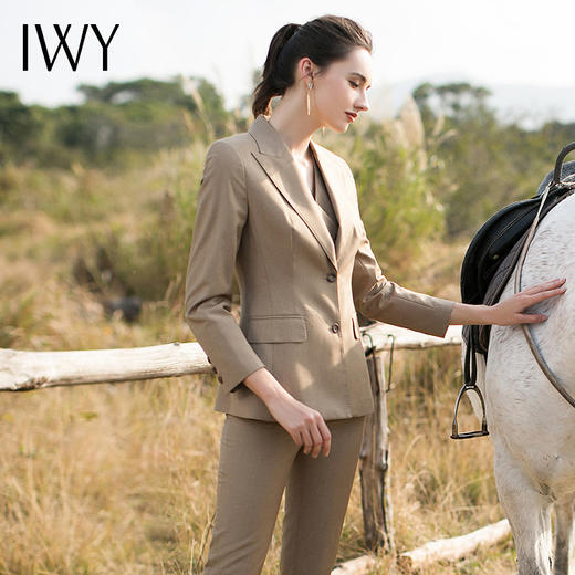 IWY/驼色西服马甲三件套cpm193077 商品图3