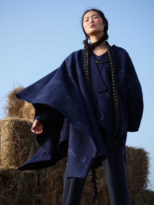 疗愈羊绒|星云手工毛毡羊绒围巾 SJF92P615N 商品图1