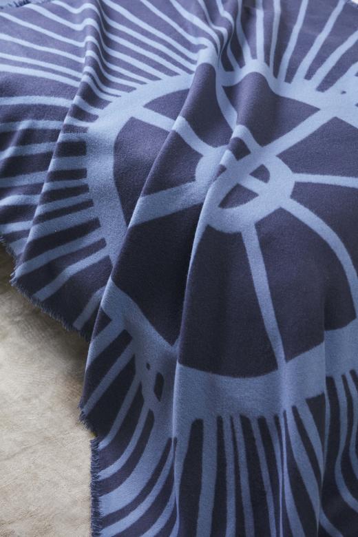  穹顶提花羊绒毯 SJF92P607N 商品图1