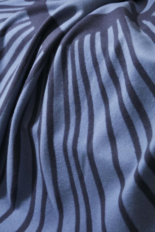  穹顶提花羊绒毯 SJF92P607N 商品图5