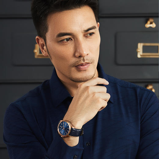 依波(EBOHR)探索者系列蓝盘皮带男士全自动机械手表1911 商品图4