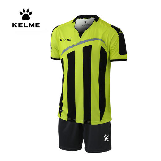 【新增】电商足球装备 商品图2