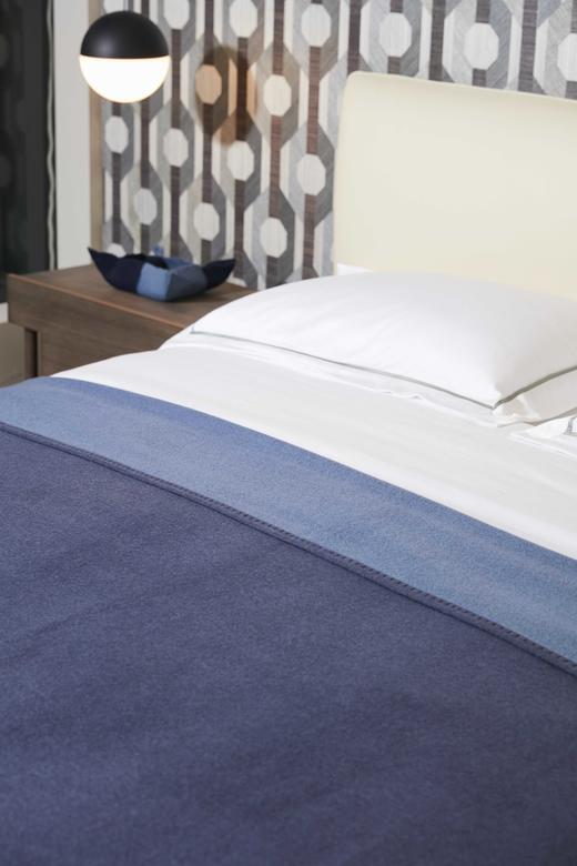 双面羊绒折边毯 SJF92P604A 商品图1