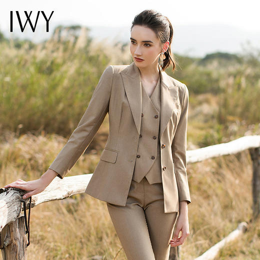 IWY/驼色西服马甲三件套cpm193077 商品图9