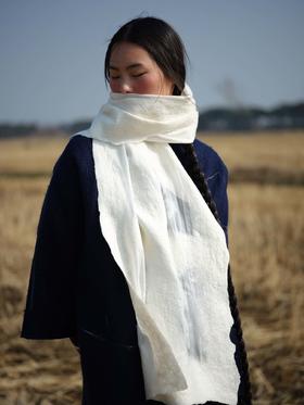 真丝羊绒相拼手工毛毡围巾 SJF92P612N