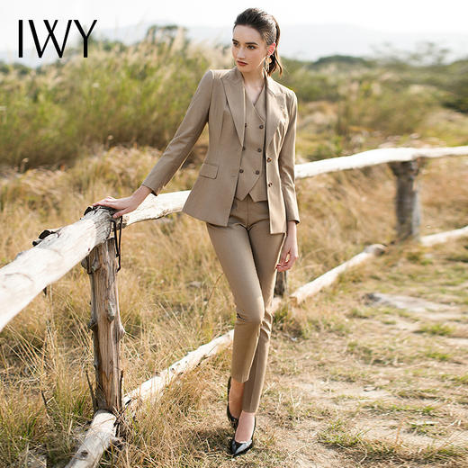 IWY/驼色西服马甲三件套cpm193077 商品图1