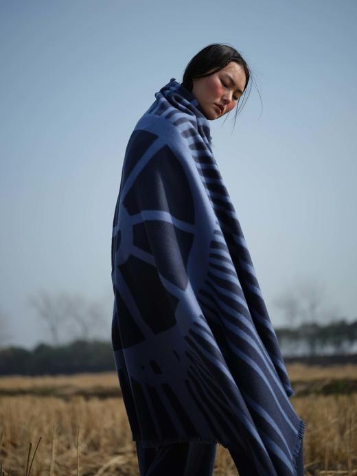  穹顶提花羊绒毯 SJF92P607N 商品图2