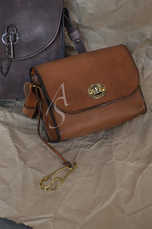 Munoz Vrandecic 红棕色/浅石色/褐色小号别针包 商品图4