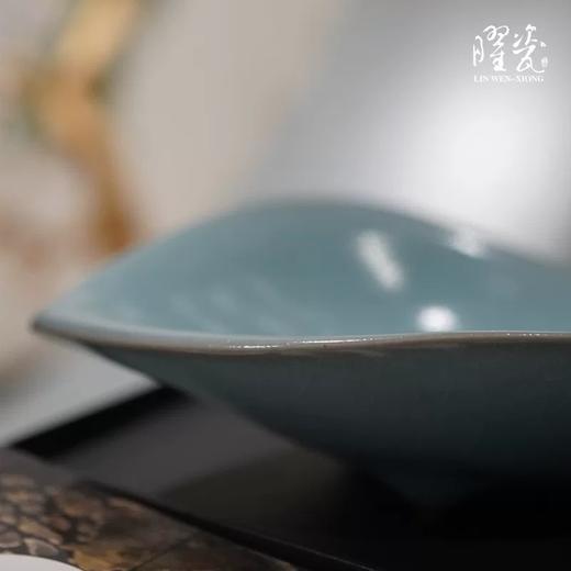 青瓷莲瓣茶荷SlL 台湾名家 青如翡翠润透静 原创设计文雄作品 商品图3