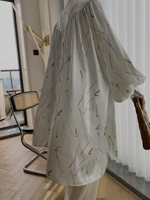 HIDEMI “我们做印花”绮梦漫步 缎面衬衫裙 商品图7