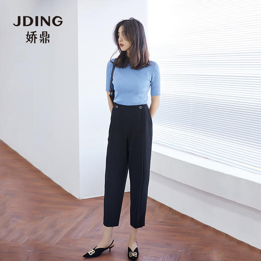 【商品同款】  娇鼎雾蓝色坑条 针织衫  CJKF311 商品图5