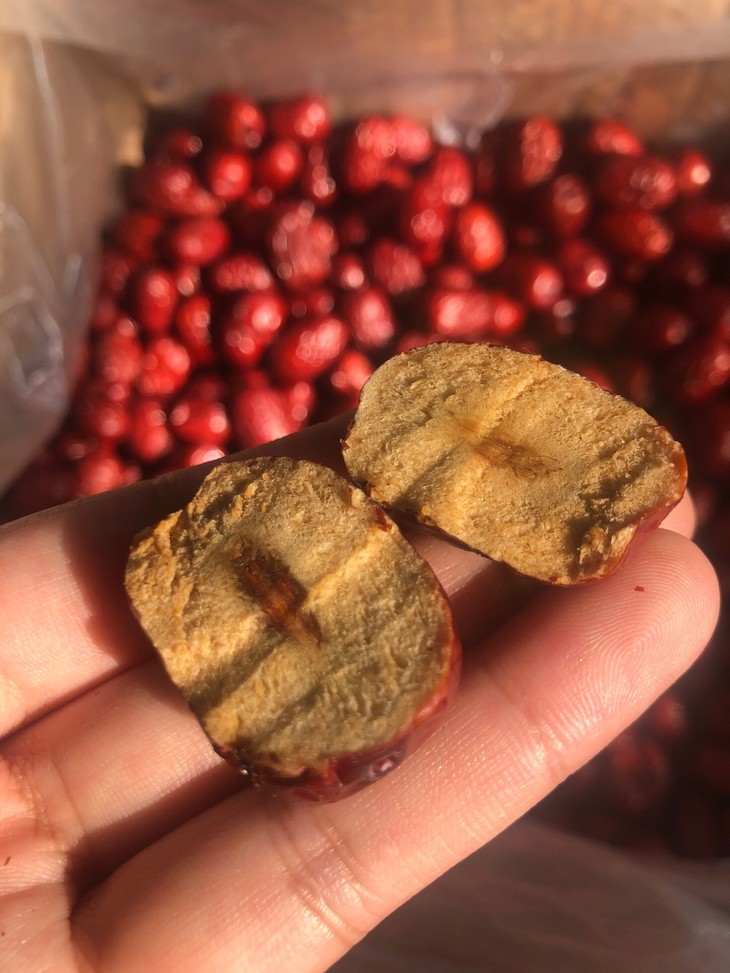 限量200份多送1斤【新疆吊干灰枣】纯天然不催熟,挂树上自然风干成熟