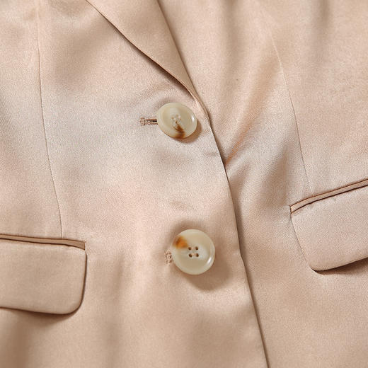 故障 EITIE爱特爱秋季新款时尚通勤干练百搭舒适显瘦西装外套女6103816 商品图5