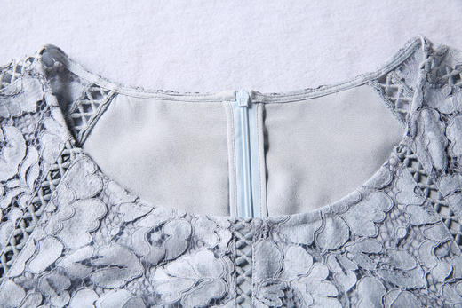 1S7811--灰色连衣裙--《智慧之光--波斯艺术》《来通艺术》 商品图5