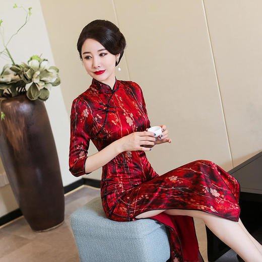 WXG-ZS18111长新款中袖大码桑蚕丝印花真丝旗袍 商品图3