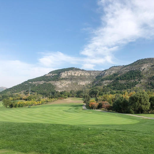 济南黄金崮云湖高尔夫俱乐部 Jinnan Huangjin Guyuhu Golf  Club | 济南高尔夫球场 | 山东高尔夫球场 | 中国 商品图0