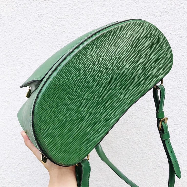 保存品lv绿色水波纹双肩包