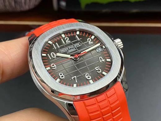 ZF百达fei丽，海底探险者系列手雷，尺寸42mmX8.6mm，摆轮位置与原版吻合，表盘蓝色与原版保持一致的版本，机芯更加精准，稳定，更加真实。男士腕表，自动机械机芯，硅胶表带，透底。 商品图11