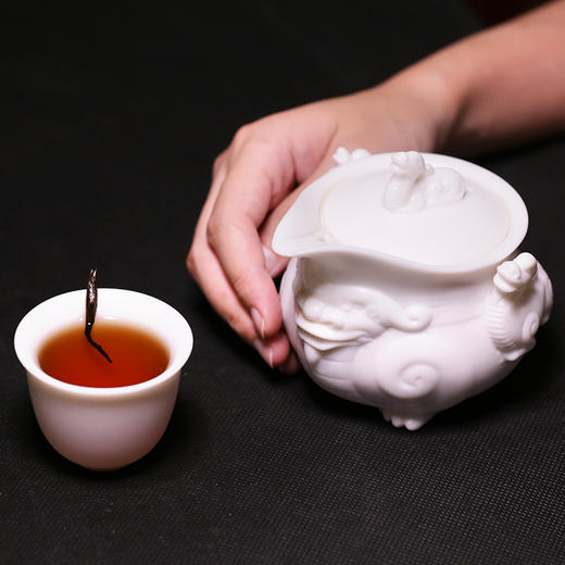 2015【茶王黄金芽】800年古树茶皇，只采头春芽尖，巅峰单芽熟茶！ 商品图3