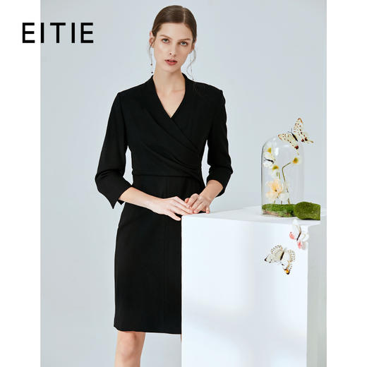 EITIE爱特爱女装春款气质收胸褶皱收腰V领修身七分袖显瘦连衣裙女6107805 商品图5