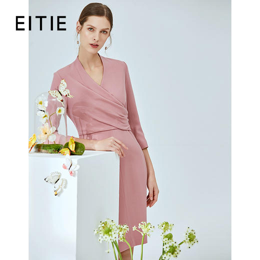 EITIE爱特爱女装春款气质收胸褶皱收腰V领修身七分袖显瘦连衣裙女6107805 商品图0