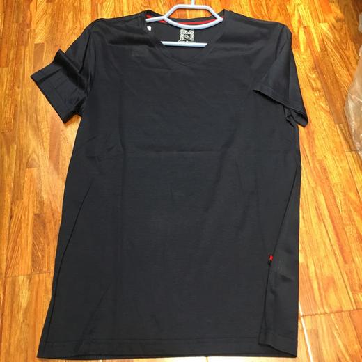 上男V领短T1801V 商品图1