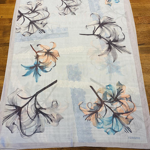 法国品牌renoma 出口韩国 桑蚕丝（网格纱）百合花时尚长巾 商品图3