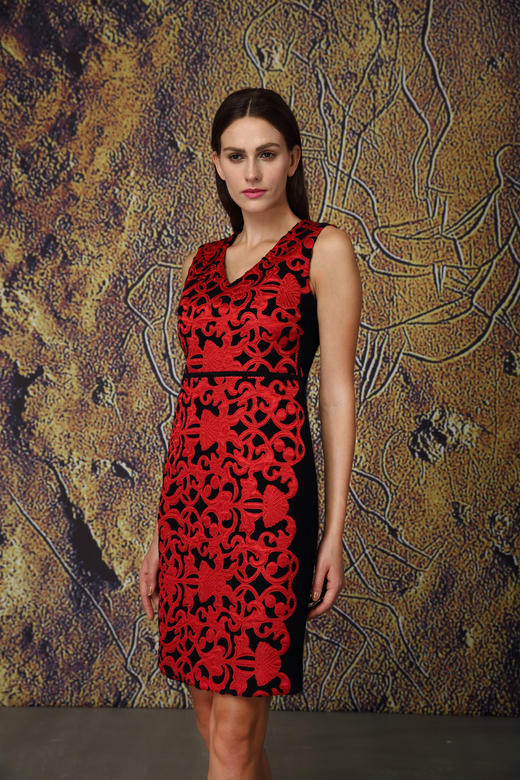 【伯妮斯茵】171S028--红色连衣裙-- 世界第八大奇迹-伊斯塔尔门（窗棱）--《两河文明》 商品图2