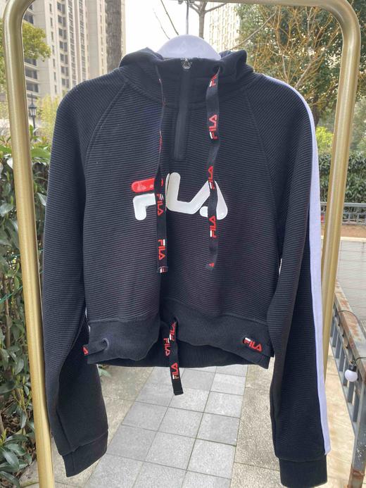 Fila 女款显瘦短款卫衣 正品保真 商品图3