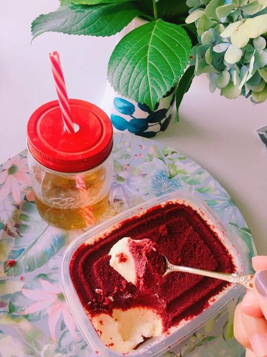 【重】【有小只】红丝绒 红丝绒盒子 700ml 这一定是你吃过神好吃的红丝绒了 奶酪层厚到你懵圈 大概是最沉的盒子了 商品图8