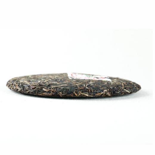 2008年布朗山老树圆茶7542一片生茶（357克/片） 商品图3