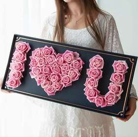 你的甜蜜    33支粉玫瑰，精品礼盒！