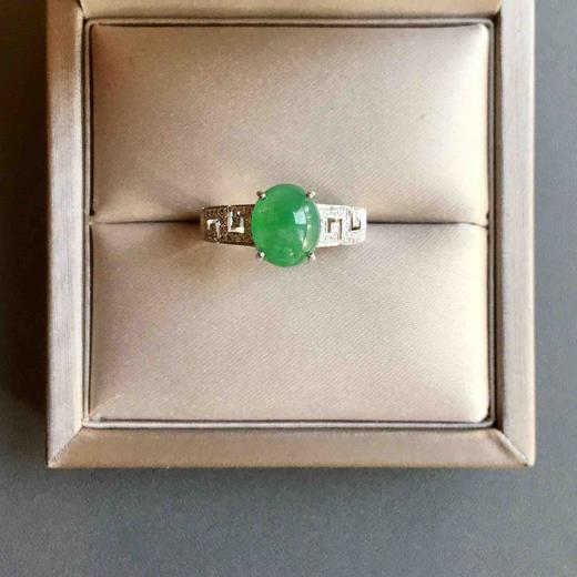 冰种阳绿翡翠蛋面戒指18k白金钻石镶嵌 商品图3