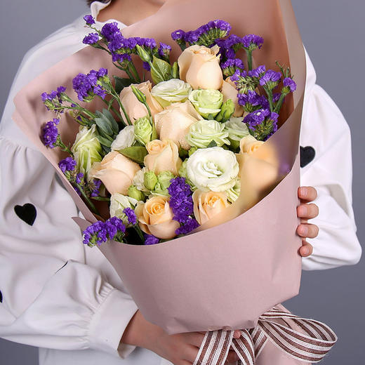 浪漫爱情    9支香槟玫瑰，勿忘我，桔梗搭配！(1925) 商品图2