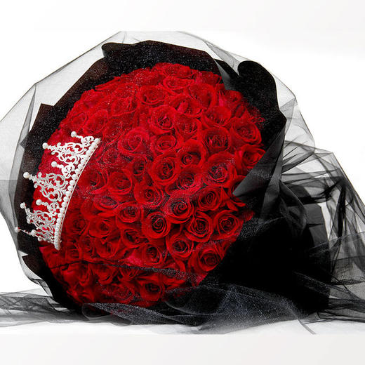好运99支红玫瑰黑纱搭配皇冠一个1929