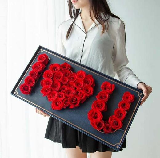 清水茉莉     33支红玫瑰，精美特制礼盒！（1913） 商品图0