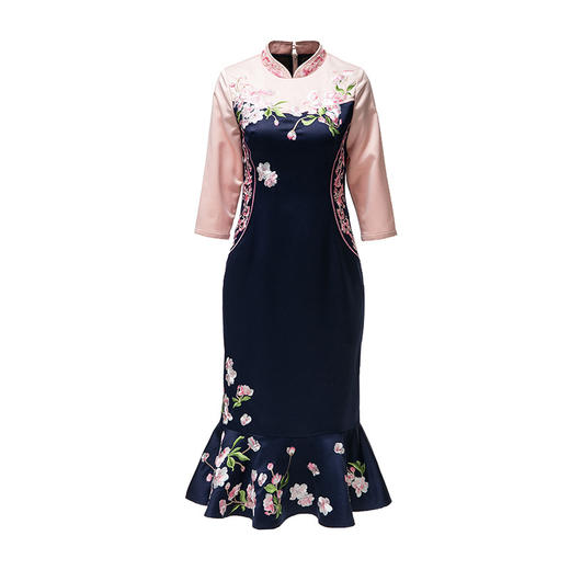 YFN-17138新款修身显瘦拼接绣花包臀鱼尾裙 商品图4