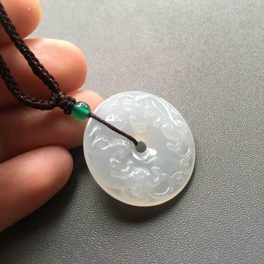 糯冰种翡翠双龙玉扣 商品图7