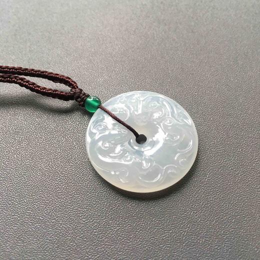 糯冰种翡翠双龙玉扣 商品图3